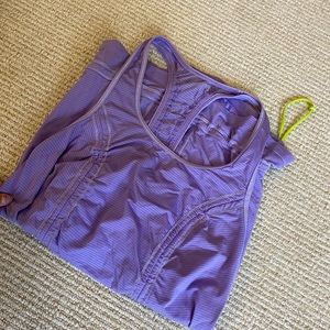 Lululemon tank